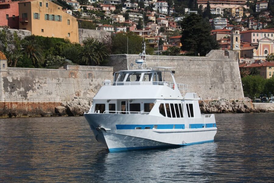 Coastal boat tour from Villefranche-Sur-Mer to Monaco - Practical advice for a comfortable two hours