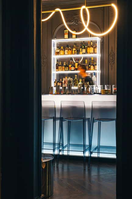 Cocktails lessons in Speakeasy - Non-alcoholic choices are part of the plan