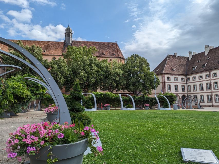 Colmar: Highlights Walking Tour and Wine Tasting - The French and German sides of Alsace