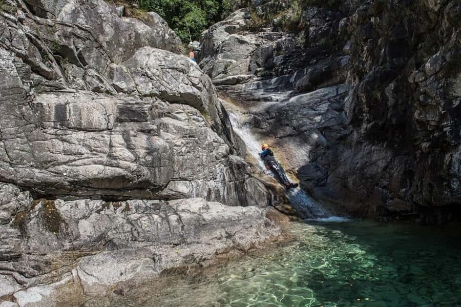 Corsica Richiusa Sporty Canyon Tour - Guide style and language