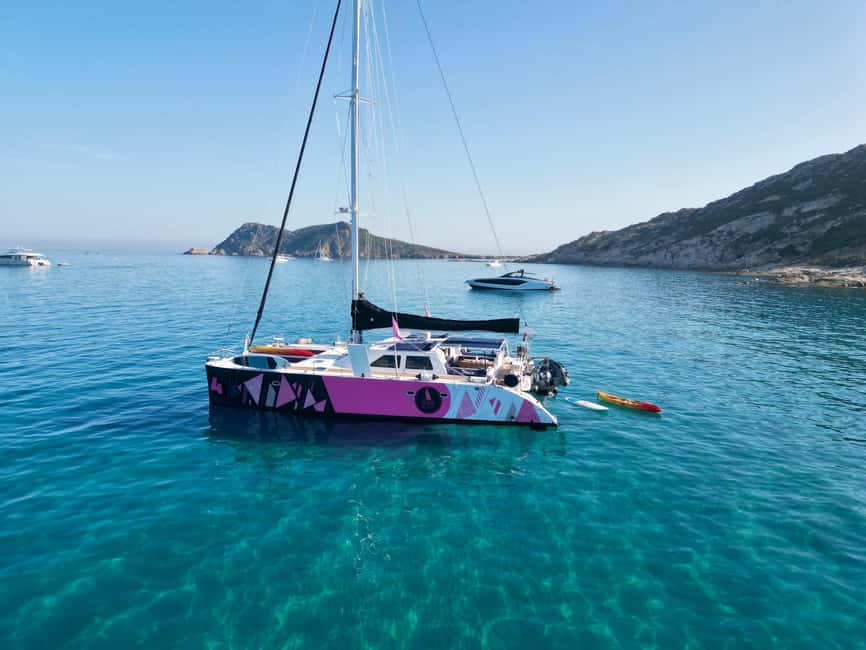 Côte d'Azur: Evening Catamaran Cruise with Aperitif - Coastal views around Saint-Tropez and Cavalaire