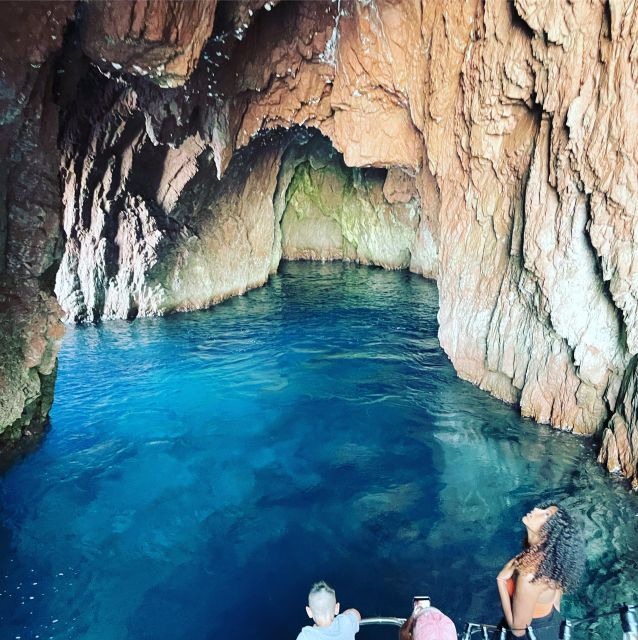 Croisière visite des Calanques de Piana Baignade en vedette - The wild cove swimming stop
