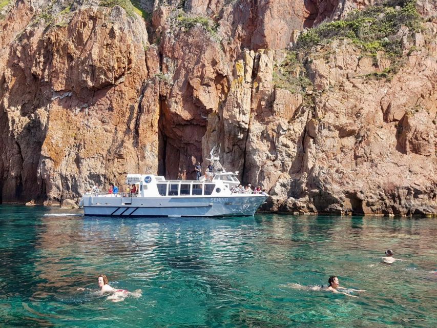 Croisière visite des Calanques de Piana Baignade en vedette - What the $47 price really covers
