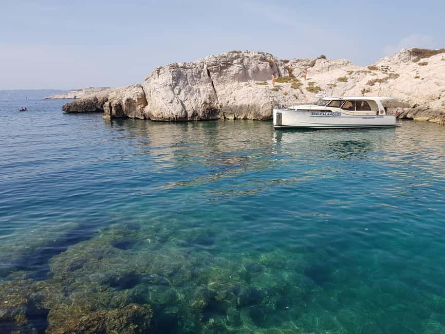 Cruise, Coffee and Swimming in the Calanques of Frioul - Crossing the harbor by hybrid electric boat