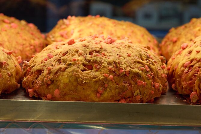 Cultural Food & Wine Tour, in the famous Halles Bocuse - Traboules, architecture, and the Lyon beyond the market