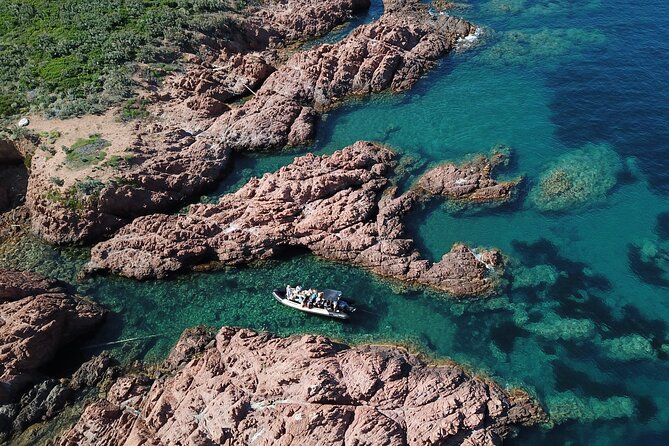 Departure from Saint-Raphaël - The creeks of Estérel - Saint-Raphaël to the red rocks of Estérel