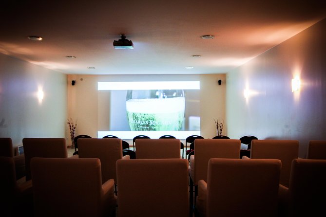 Discovery tour (2 tastings) - Who will get the most from this experience
