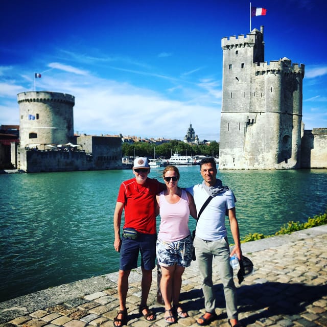 Discovery Walking Tour of La Rochelle - The clock tower and the route into the old town