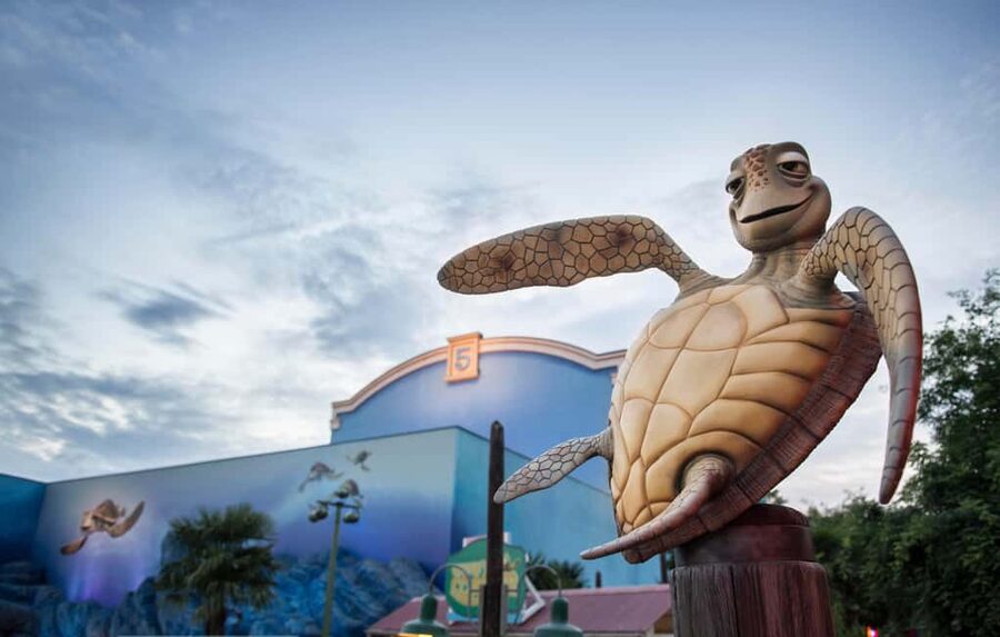 Disneyland® Paris Tickets and Shuttle Transport - At Winnie Parking, get the return plan clear first