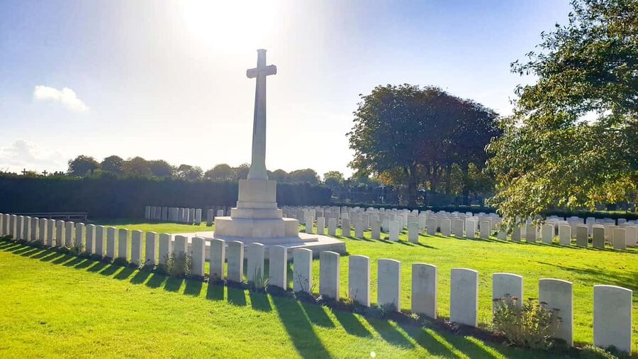 Dunkirk: Operation Dynamo and Battlefield of Dunkirk Tour - Tour timing, weather, and what to bring