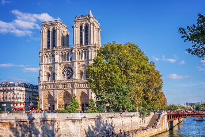 Early Access Paris Notre Dame Cathedral Walking Tour - Entering restored Notre Dame