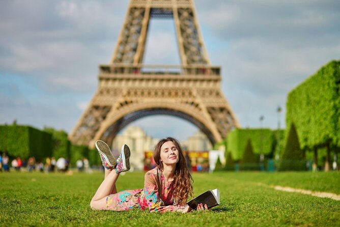Eiffel Tower Access to 2nd Floor & Summit with Host by Lift - Security and the first two levels