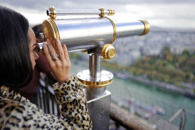 Eiffel Tower Access to 2nd Floor & Summit with Host by Lift - Is $54.01 per person a fair price?