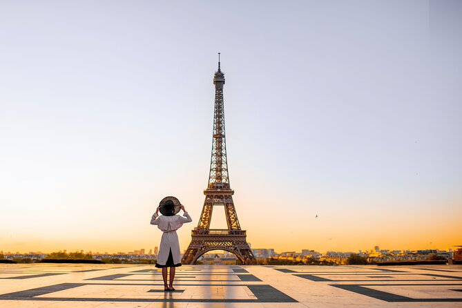 Eiffel Tower Guided Tour by Stairs with Optional Summit by Lift - Key points before you book
