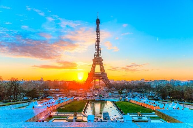 Eiffel Tower Guided Tour by Stairs with Optional Summit by Lift - Why the stair route gives you a better look at the tower