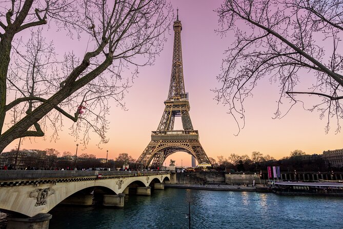 Eiffel Tower Reserved Access Summit or 2nd Floor Guided by Lift - Key points to know before booking