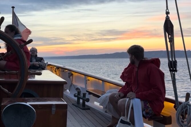 Evening cruise at sunset - Sunset Views and Marseille by Night