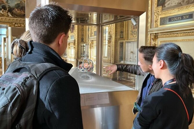Exclusive Semi-Private Louvre Tour with Mona Lisa, Max 6 People - Staying inside after the guided visit