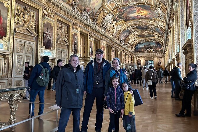 Family Friendly Louvre Museum Private Guided Tour - Is $444.80 per person good value?