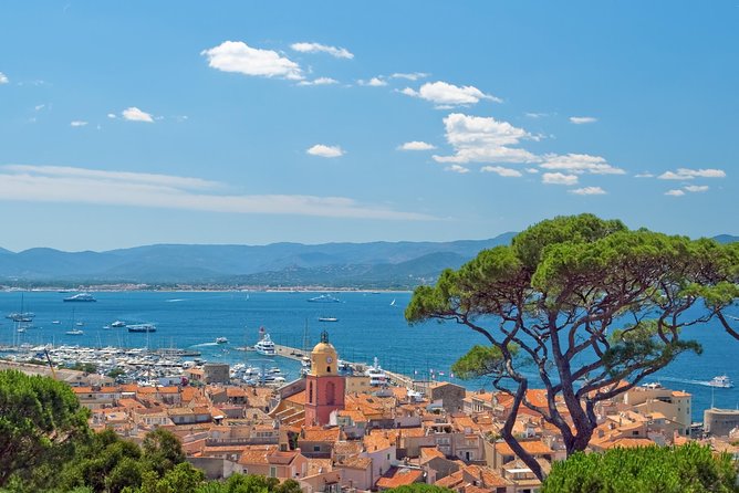 Ferry from Cannes to St Tropez - Boarding at Quai Max Laubeuf in Cannes