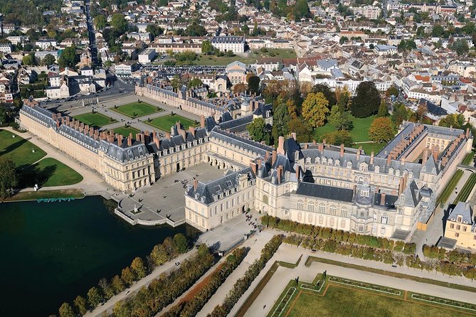 Fontainebleau and Vaux-Le-Vicomte Castle Small-Group Day Trip From Paris - Why these two châteaux work well together
