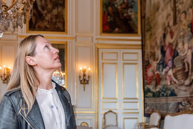 Fontainebleau and Vaux le Vicomte Chateaux Day Trip from Paris - Vaux-le-Vicomte: lavish rooms and a famous downfall