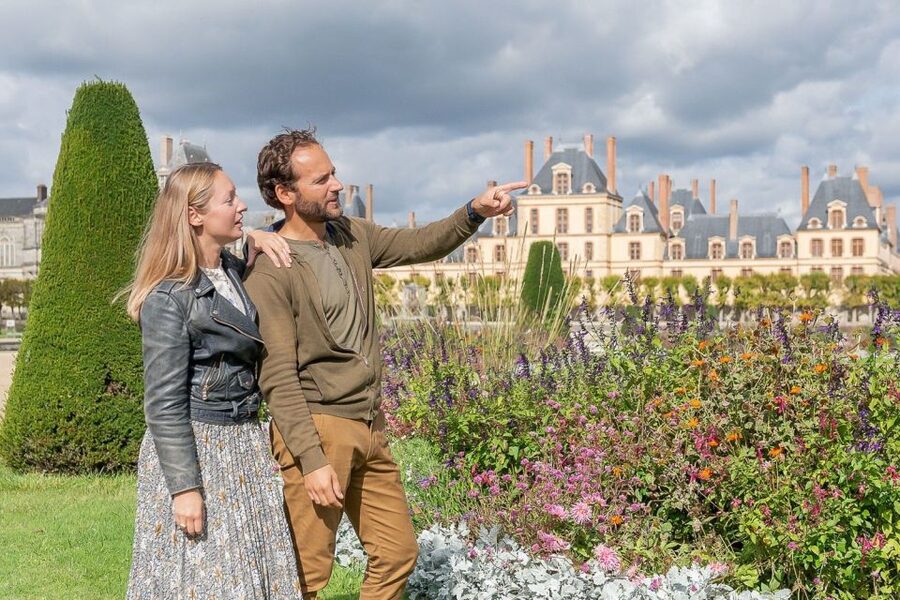 Fontainebleau & Vaux-le-Vicomte Châteaux Day Tour from Paris - Fontainebleau: seven centuries of royal rooms