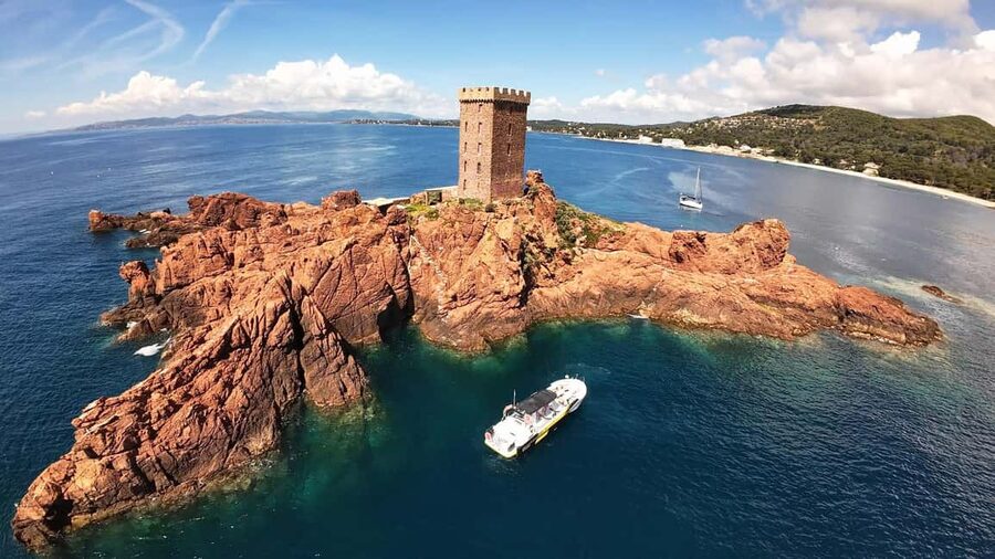Fréjus: Sea and Creeks Boat Tour with Snorkeling and Drinks - Leaving Fréjus from Quai d’Agrippa