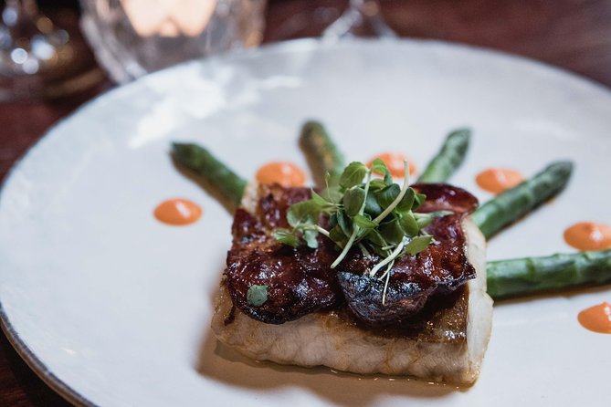 French Gourmet Cuisine: Dinner and Wine Pairing - The Atmosphere and Service You Should Expect