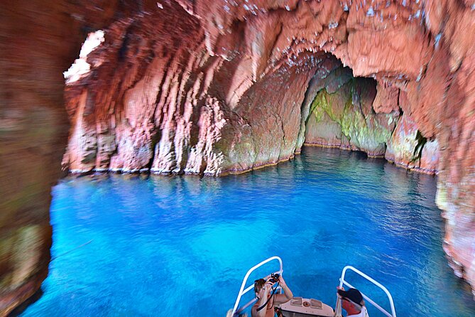 Friendly discovery of Scandola Calanques de Piana and meal stop at Girolata - Swimming and the practical side of the boat