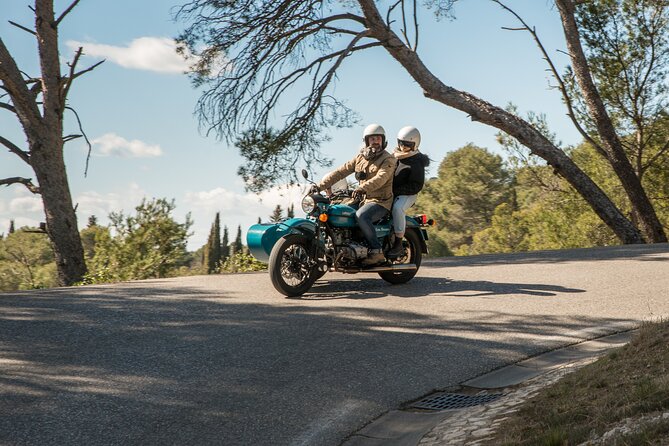 From Aix-en-Provence: 2-Hour Wine & Scenery Sidecar Tour - The winery stop and one hour of tasting