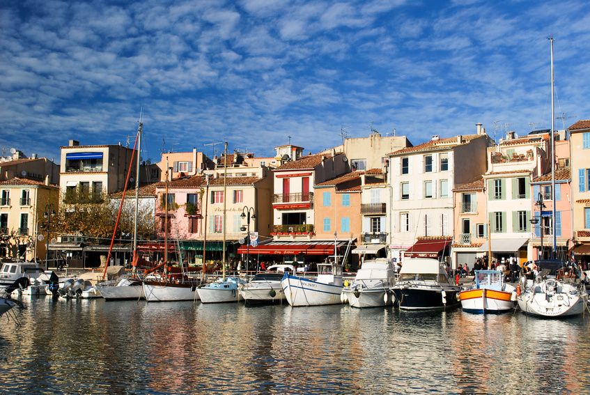 From Aix-en-Provence: Cassis Tour with Cap Canaille Stop - The optional calanques cruise