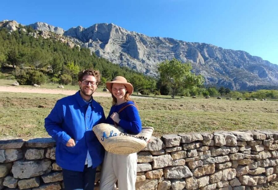 From Aix-en-Provence: Wine & Luberon Villages Full-day Tour - Lourmarin and the Combe of Lourmarin
