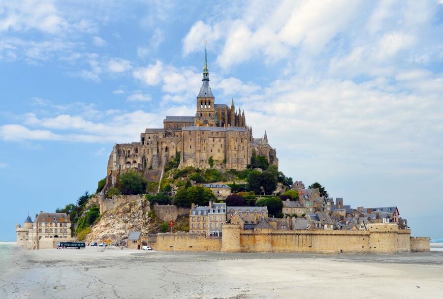 From Bayeux: Full-Day Mont Saint-Michel Tour - The return to Bayeux