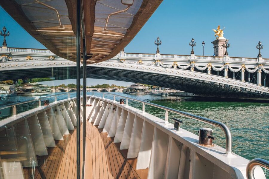 From Disneyland Paris: Paris Day Trip and Sightseeing Cruise - The best fit for families and first-time Paris visitors