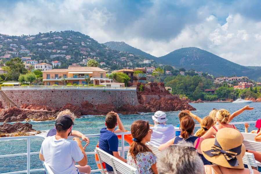 From Mandelieu: Corniche d'Or Sightseeing Cruise with Guide - Is $39 a fair price?