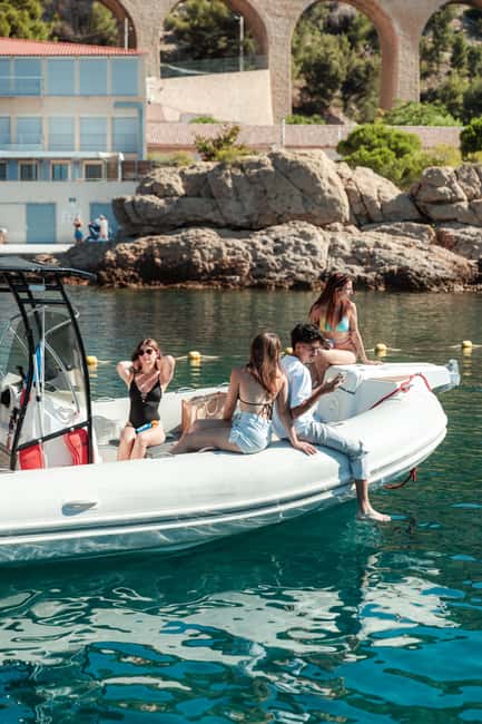 From Marseille: Frioul Islands Boat Tour - Quiet coves and the swimming stop