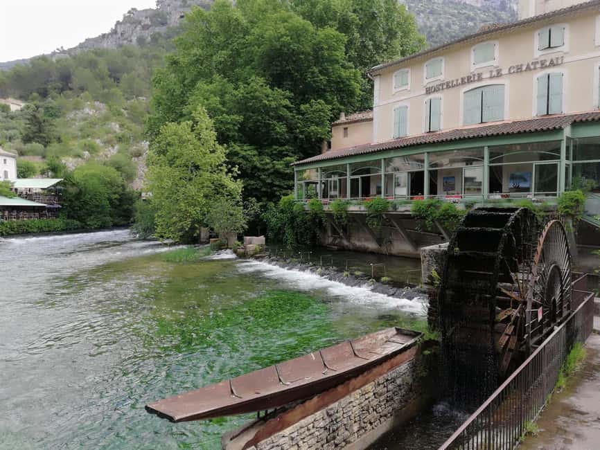 From Marseille: Luberon Market & Villages Full-Day Tour - Fontaine-de-Vaucluse and the final village stop