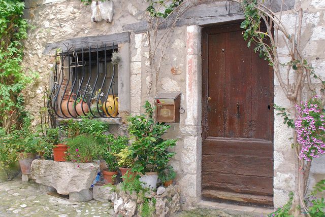 From Nice: Cannes, Antibes & Saint-Paul-de-Vence Tour - What the $108 price really buys you