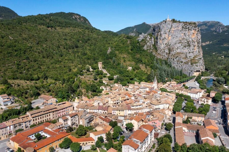 From Nice: Gorges du Verdon Guided Tour - Who will enjoy this tour most?