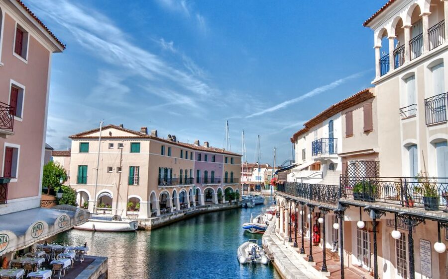 From Nice: Saint-Tropez and Port Grimaud Full-Day Tour - Port Grimaud is the day’s change of mood