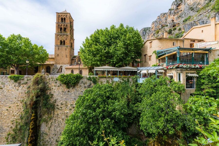 From Nice: Verdon Gorge Full-Day Tour - What the guide adds to a long day