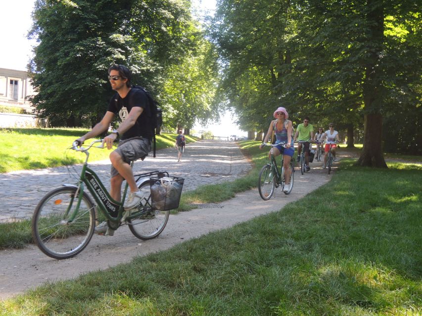 From Paris: Bike Tour to Versailles with Timed Palace Entry - Who should book this Versailles bike tour?