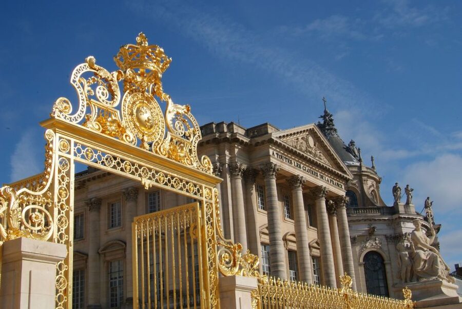 From Paris: Full-Day Guided Tour of Versailles - The gardens require a plan