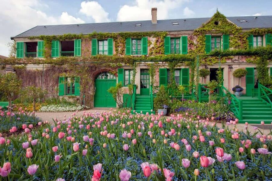From Paris: Giverny and Monet's Home Day Trip - From Paris to a painter’s garden