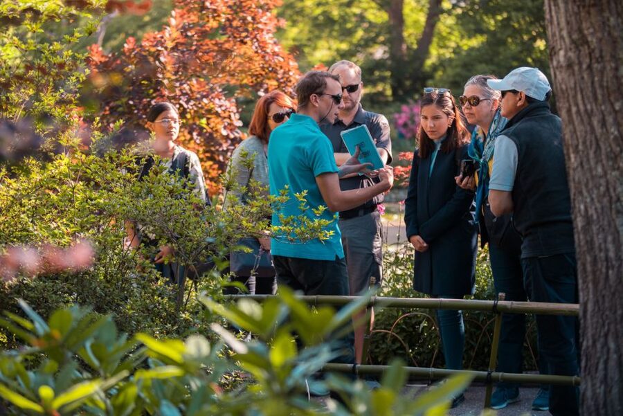 From Paris: Guided Day Trip to Monet's Garden in Giverny - Practical tips for a better visit
