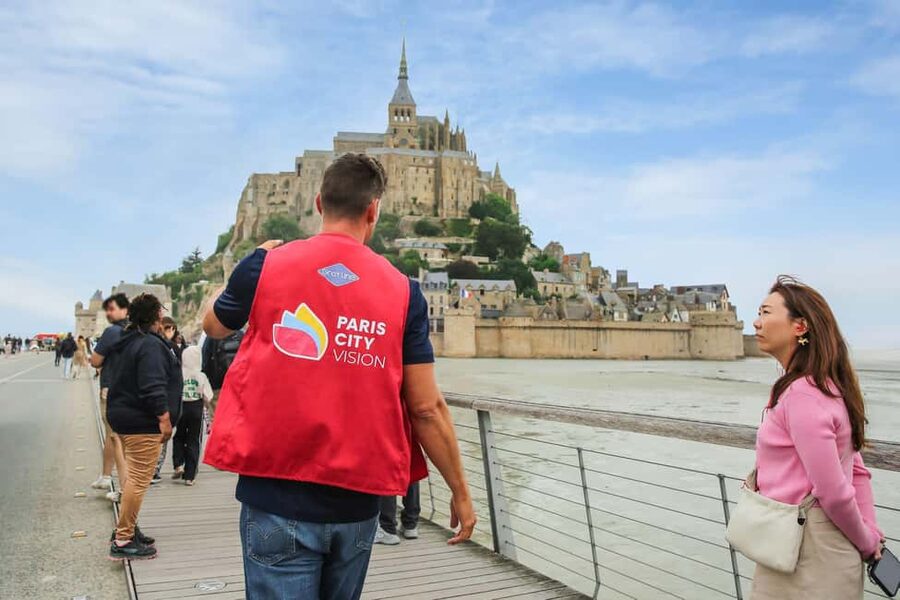 From Paris: Mont Saint-Michel Tour with Hotel Pickup Service - Key points to know before booking