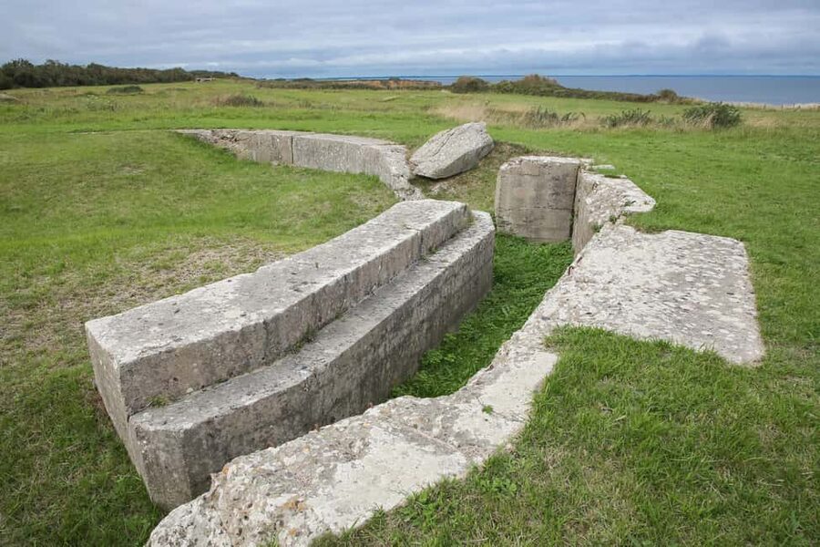 From Paris: Normandy D-Day Beaches Day Trip - The long coach ride and the real pace of the day