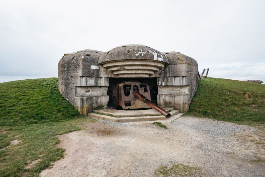 From Paris: Normandy D-Day Landing Beaches Full-Day Tour - Practical advice for the 12-hour day