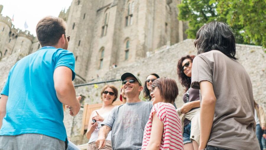 From Paris: Small-Group Mont St Michel Tour & Cider Tasting - Lunch and the value of free time